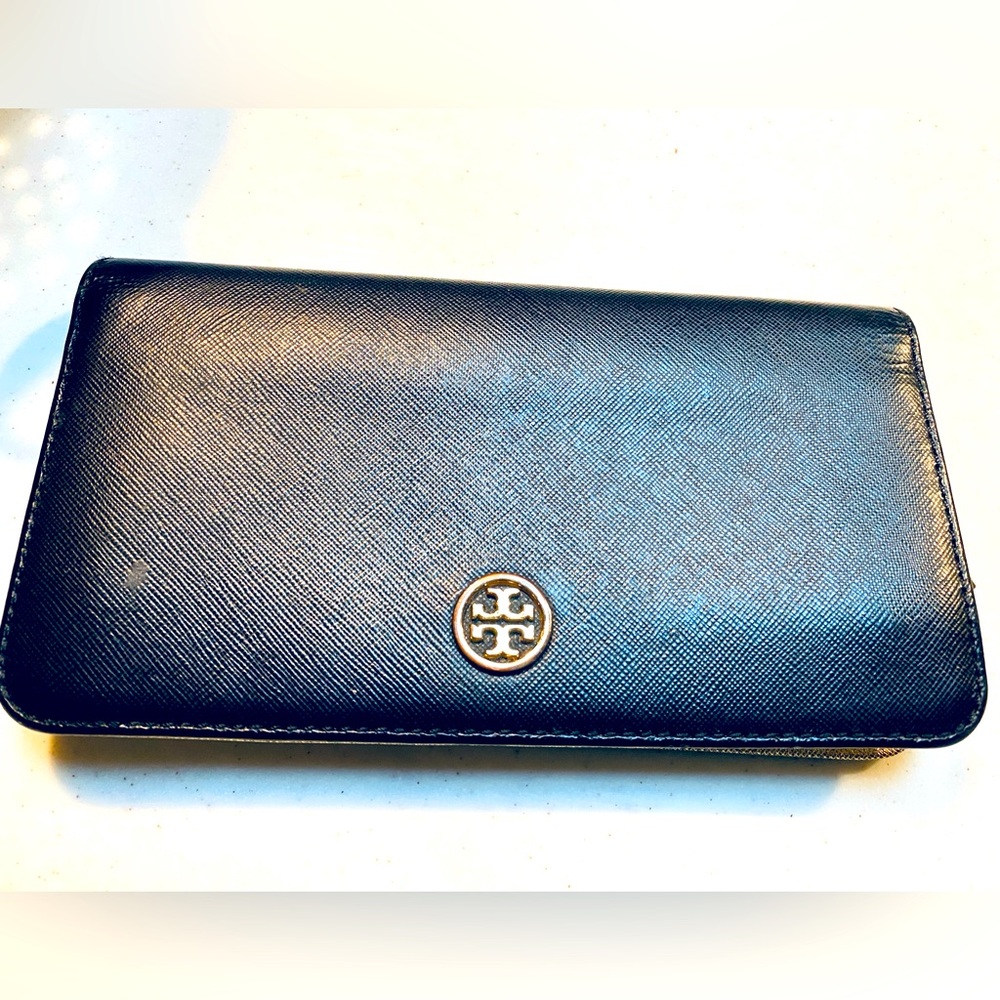 Tory Burch Robinson Wallet